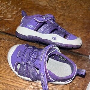 Sparkly girl Sandles